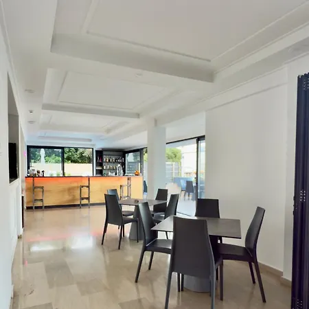 Hotel Ponti