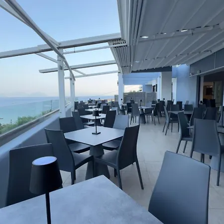 Otel Ponti 2*